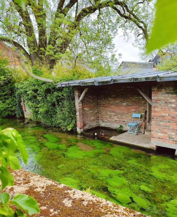 Maison Leontine Bed and Breakfast Bernay  Buitenkant foto